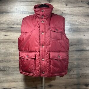 Vintage 1980's Sigallo Puffer Vest Size Medium Red Snap Button Gorpcore Men's